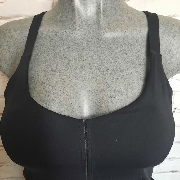Lululemon hot to street yoga tank top size "6" - Picture 4 of 11